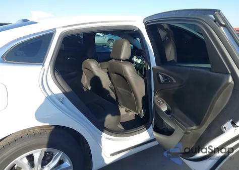 2019 Chevrolet Malibu Lt from USA, damaged, VIN 1G1ZD5ST5KF119252